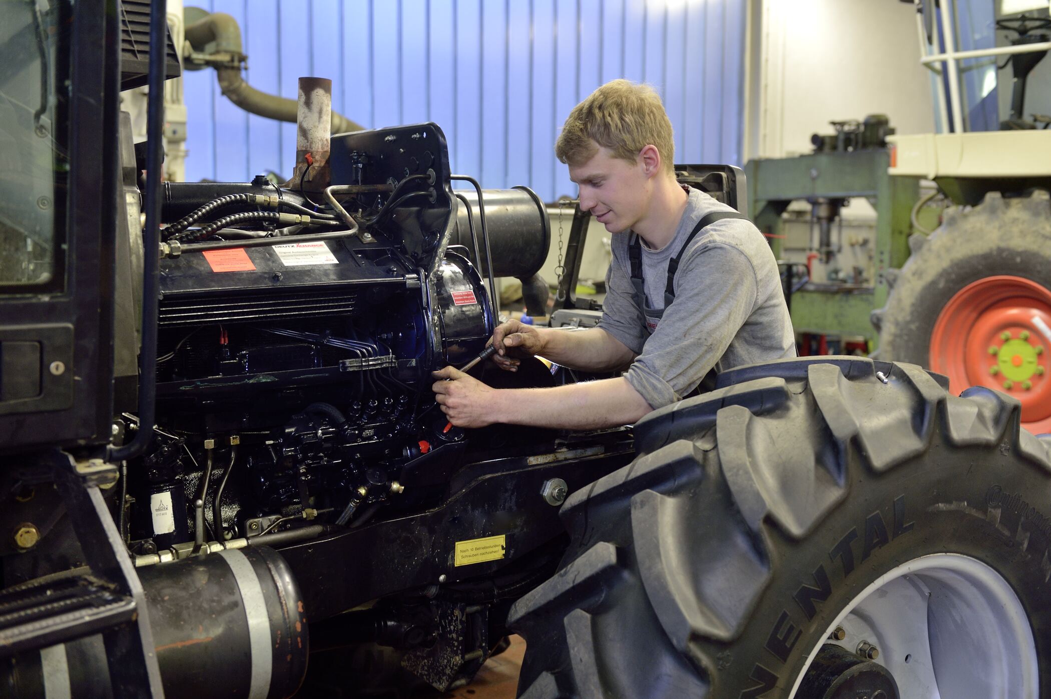 Land- und Baumaschinenmechatroniker/in